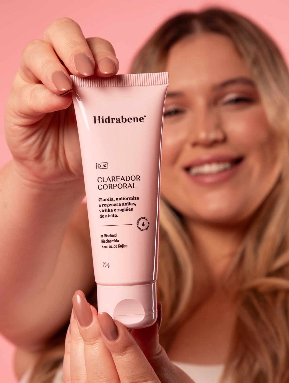 Kit Creme Clareador Corporal + Toalha Umedecida de Limpeza Íntima