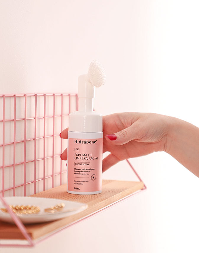 ESPUMA DE LIMPEZA FACIAL GLUCONOLACTONA
