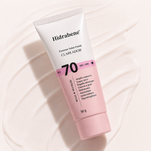 Protetor Solar Facial FPS 70 Clareador Hidrabene 50g sobre textura de creme