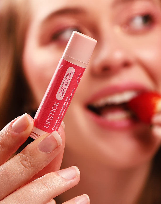 LIPSTICK MORANGO COM CHOCOLATE