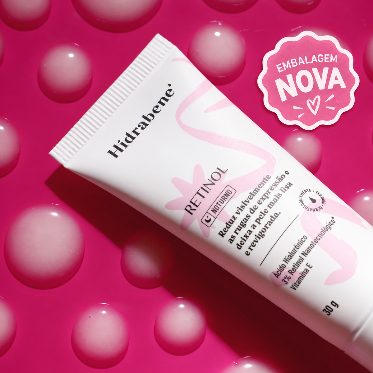 A dupla perfeita: retinol à noite, protetor solar de dia.