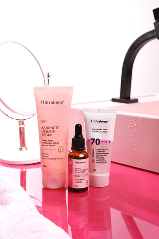 KIT CLAREADOR FACIAL - PROTETOR SOLAR FACIAL FPS 70 CLAREADOR 50G + SÉRUM MULTICORRETIVO CLAREADOR 30ML + SABONETE LÍQUIDO FACIAL 120ML