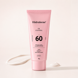 Protetor Solar Oil Control FPS 60 Hidrabene 50g com textura de toque seco ao fundo